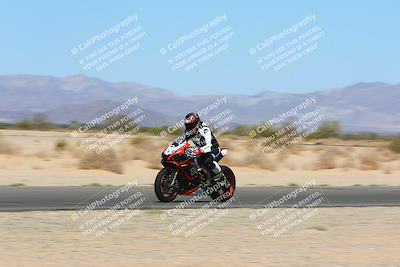 media/Apr-15-2022-Apex Assassins (Fri) [[9fb2e50610]]/Trackday Level 1/Session 2/Speed Shots/